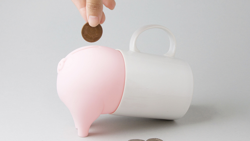 Illustration for article titled Rubber Swine Turns Anything Smashable Into a Piggy Bank